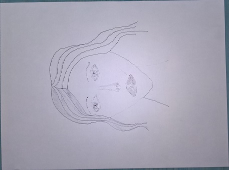 Terzo disegno di volto femminile, fatto a biro, in serie sequenziale.