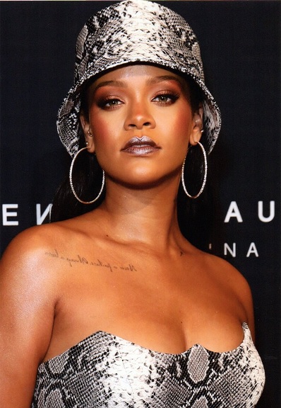  Robyn Rihanna Fenty
